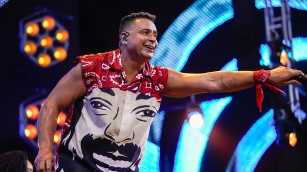 Xanddy Harmonia é internado às pressas em Salvador