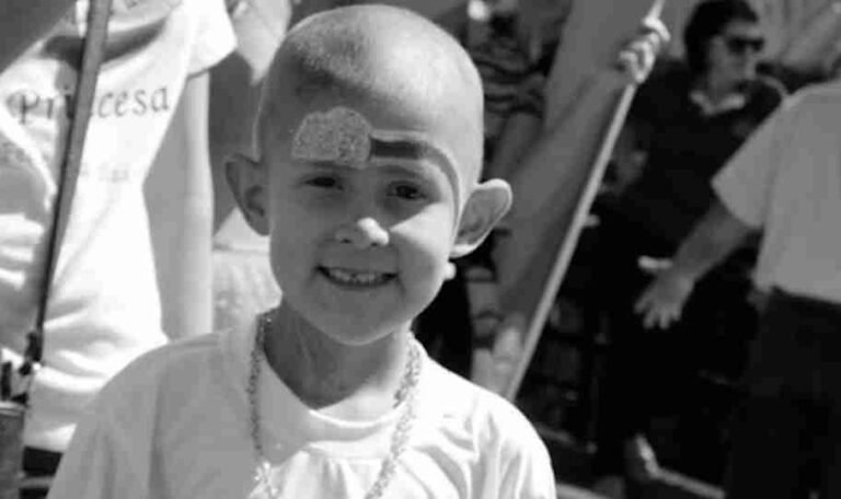 Menina com câncer morre após desvio de R$ 2,5 milhões destinados ao tratamento no Paraná