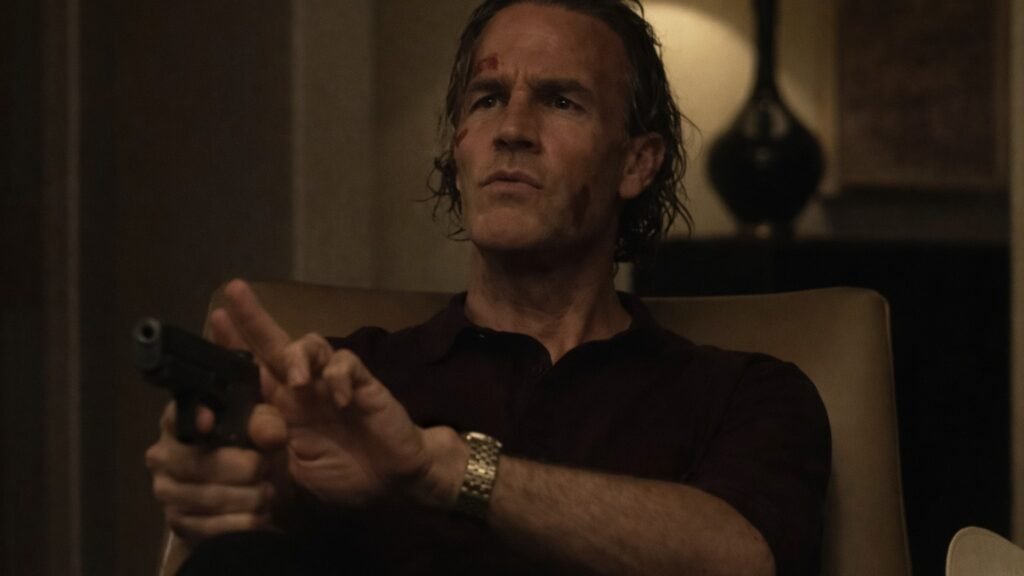 James Van Der Beek em último papel da carreira, um 'pastor sinistro' no filme 'The Gates' — Foto: Divulgação