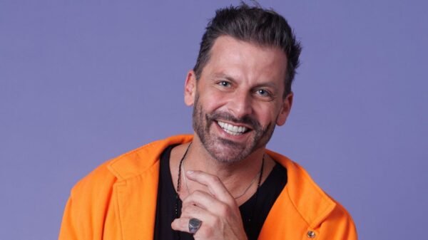 Henri Castelli abre o jogo sobre sua situação financeira: "Não tenho nem R$ 50" 1 Henri Castelli - POP Mais