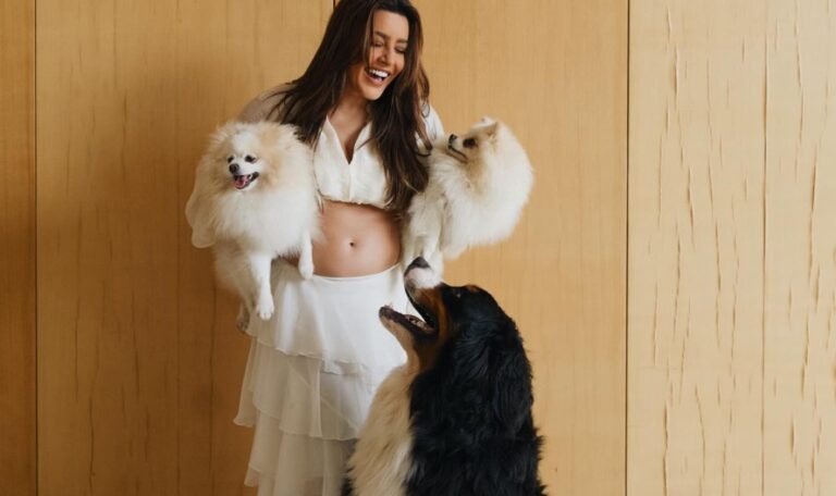 Grávida, Lauana Prado exibe barriguinha e se declara: “Transbordando amor”