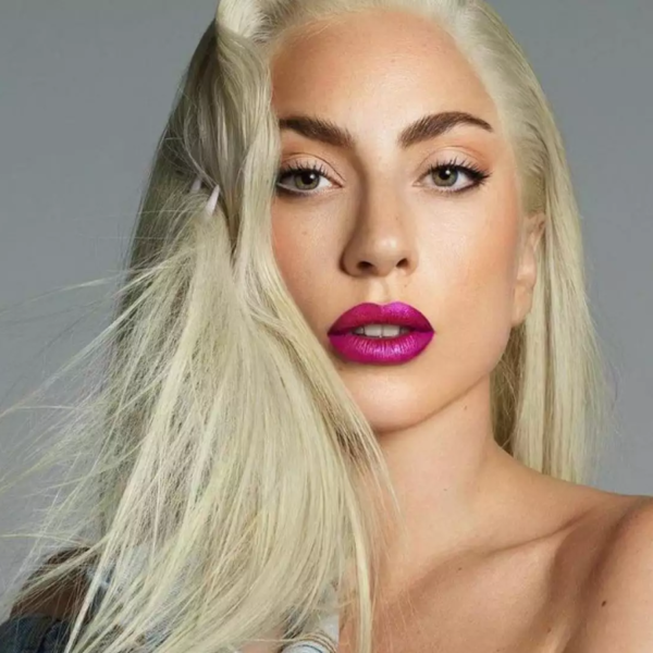 Lady Gaga - POP Mais