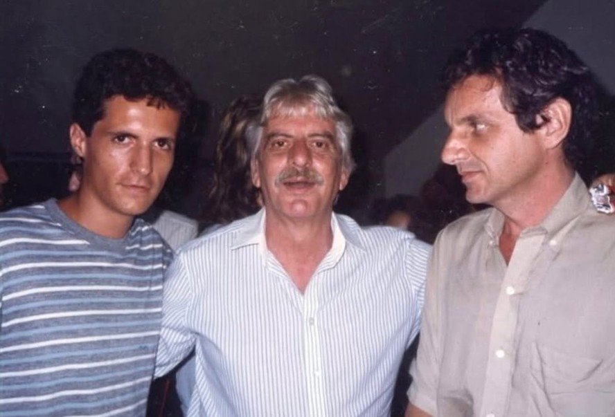 Kleber Mendonça Filho relembra juventude e resgata foto rara em seu primeiro festival de cinema