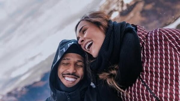 Éder Militão compartilha álbum de viagem romântica ao lado de Tainá Militão