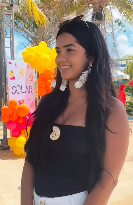 João Gomes faz festa surpresa para Ary Mirelle e bolo chama a atenção; veja fotos