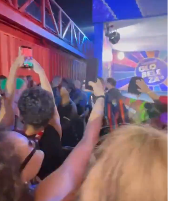 Vídeo mostra Virginia Fonseca assustada com briga generalizada após desfile da Grande Rio na Sapucaí