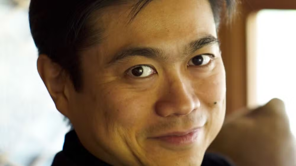 Novos documentos revelam obsessão de Jeffrey Epstein pela vida amorosa de Brad Pitt