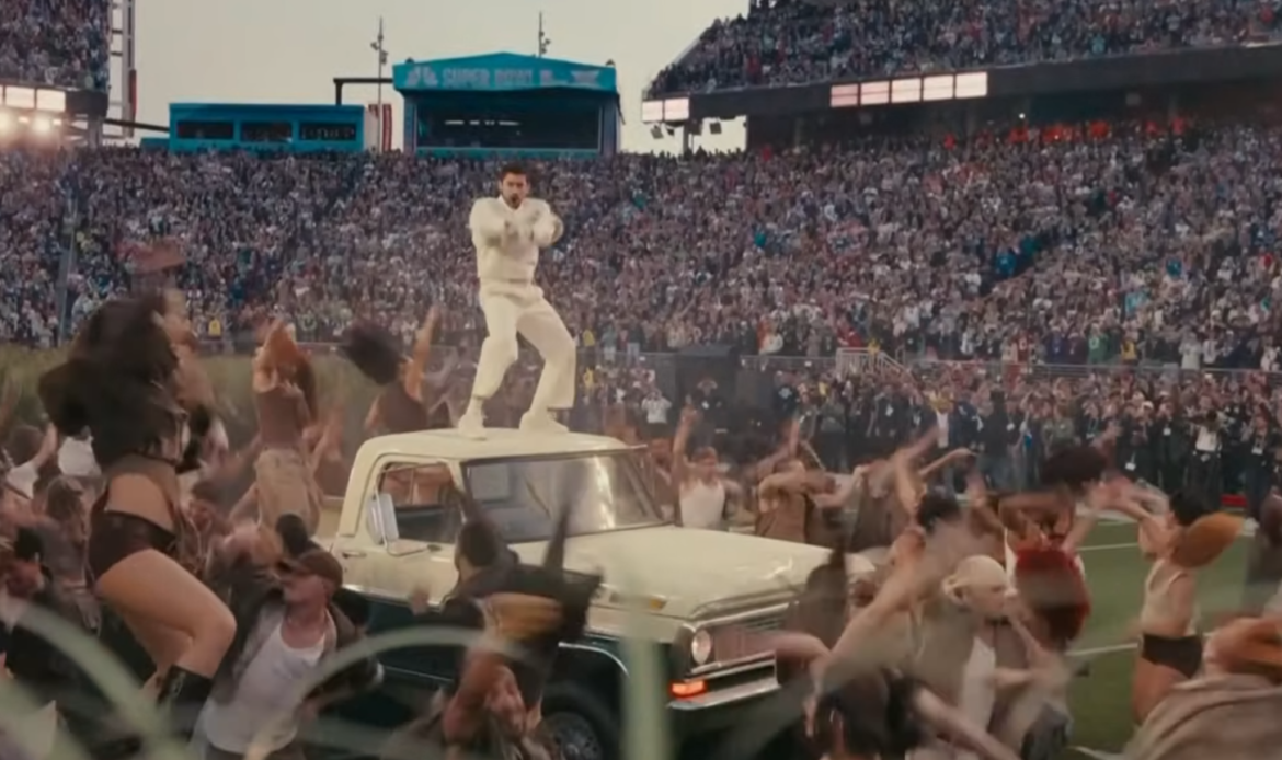 Bad Bunny transforma o Super Bowl LX em palco de afirmação cultural; assista