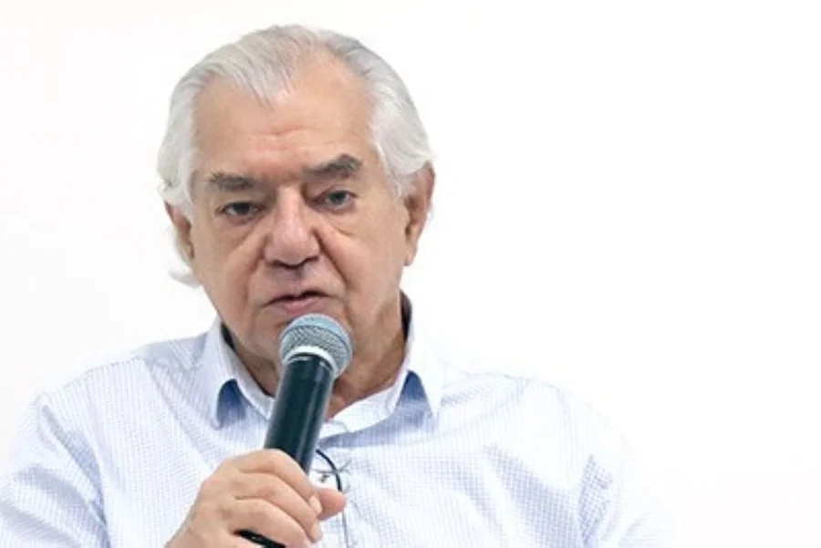 Quem era José Álvaro Moisés, fundador do PT que morreu após se afogar no litoral de SP