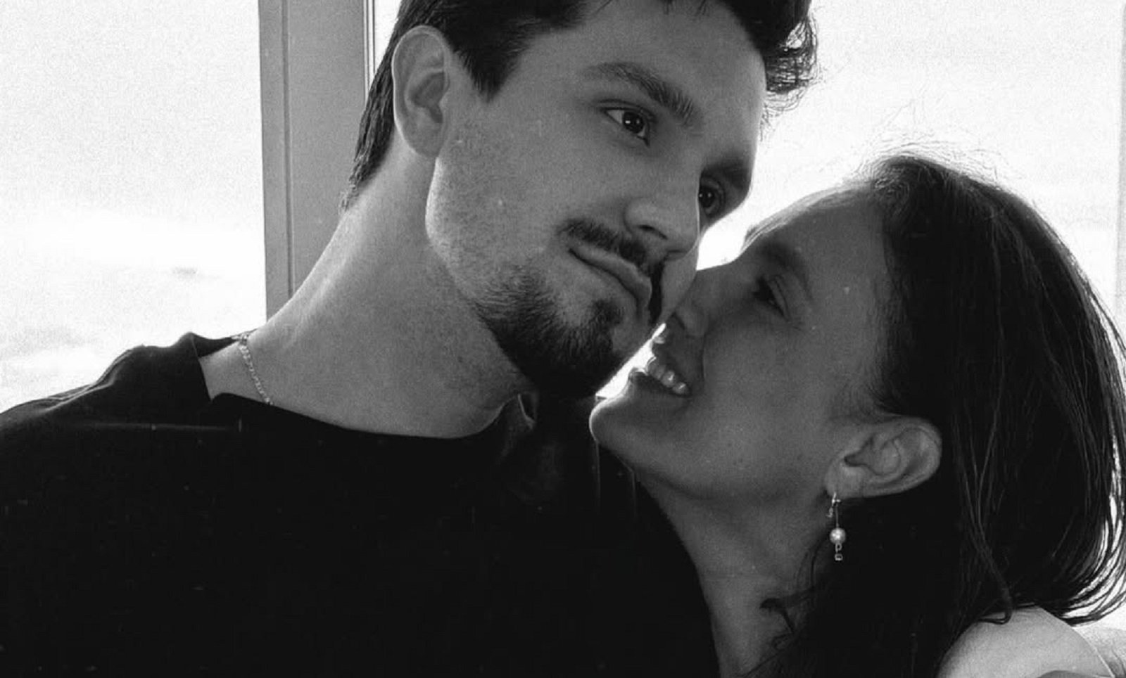 Luan Santana posta foto rara ao lado da mãe