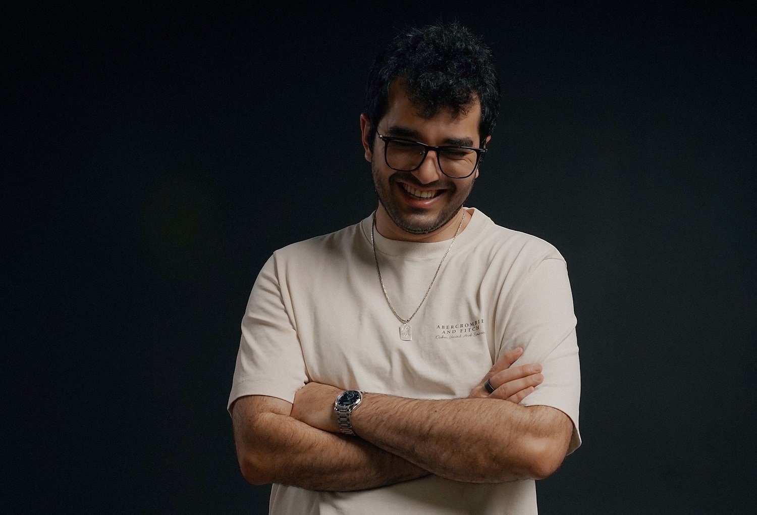 ShAIkh Kev une Afro-House, Amapiano e Rap Introspectivo em Som que Cruza Continentes