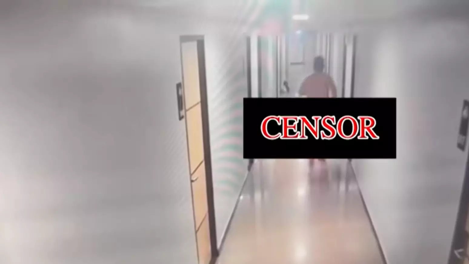 Turista corre nu por corredor de hotel após ser assaltado - Foto: Reprodução/Thai Ch8