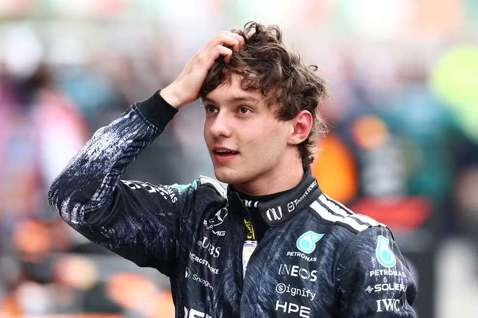 Kimi Antonelli vence no Japão e assume a liderança da F1 2026