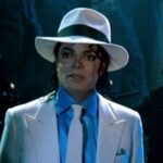 Em novo processo, Michael Jackson é acusado de abusar de menino nas casas de Elton John e Elizabeth Taylor 51 Michael Jackson - POP Mais