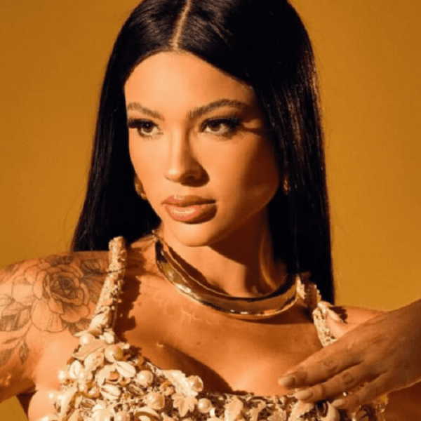 Namorada de Belo, Rayane Figliuzzi é processada por seguidora que diz não ter recebido prêmio de sorteio