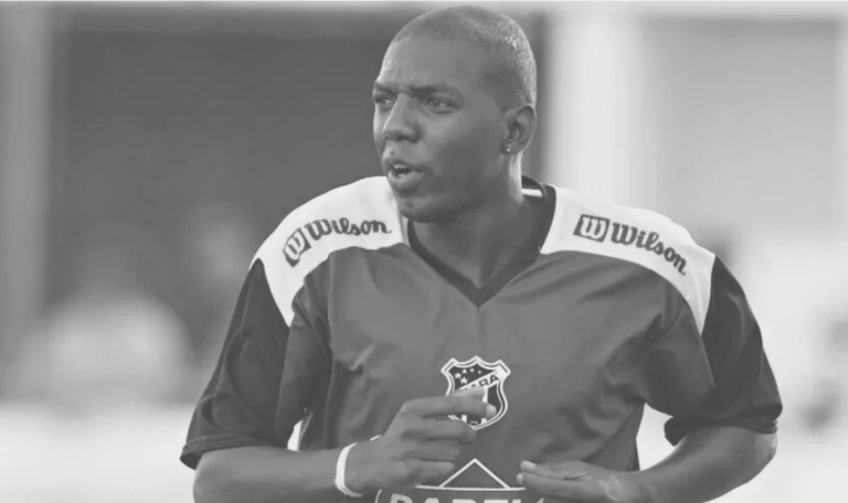 Ex-atacante Reinaldo Aleluia morre aos 53 anos após parada cardíaca