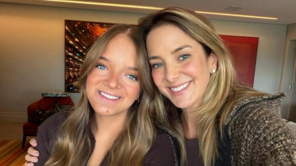 Ticiane Pinheiro comete gafe com Rafaella Justus