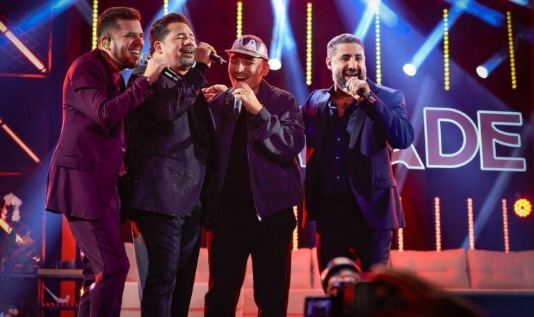 Luan Estilizado, Raí Saia Rodada e Zezo lançam última parte do DVD À Vontade com participação de João Gomes