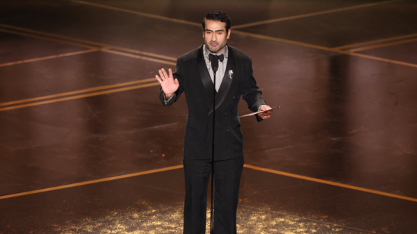 Kumail Nanjiani anuncia empate no Oscar - Foto: Robert Gauthier / Los Angeles Times via Getty Images
