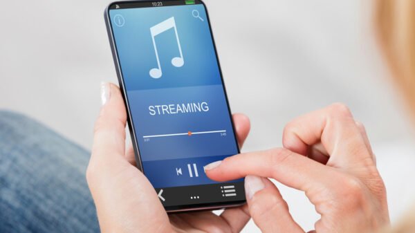 Homem é acusado de usar IA e bots para fraudar streaming e lucrar mais de R$ 40 milhões 16 homem preso fraudar streaming