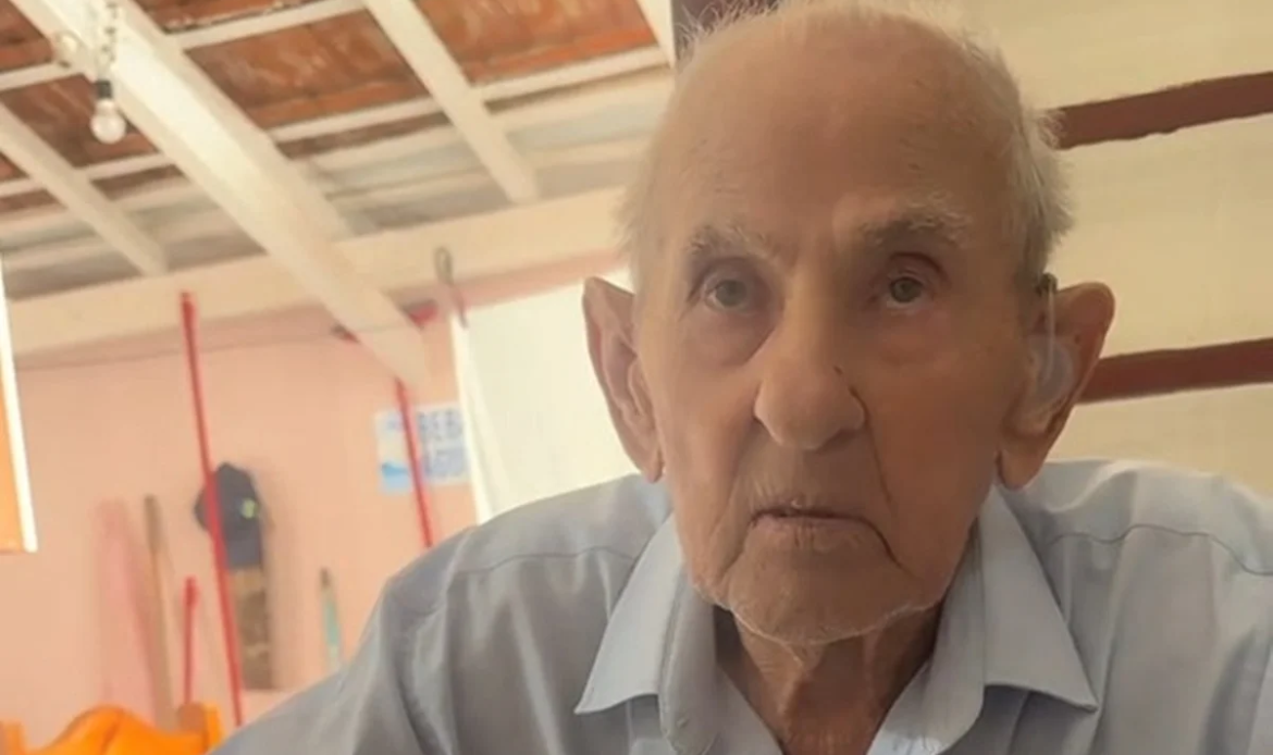 Vovô influencer sofre acidente doméstico, fratura o fêmur e será submetido a cirurgia