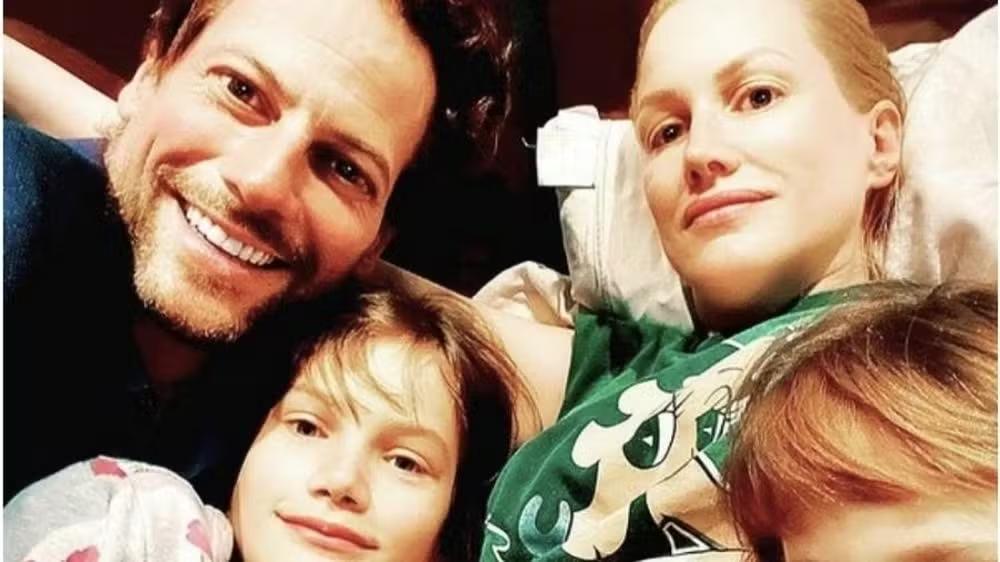 Ator de ‘Quarteto Fantástico’ acusa ex-mulher de incentivar envio de sacos com fezes para ele; entenda 47 Ator de ‘Quarteto Fantástico’ acusa ex-mulher de incentivar envio de sacos com fezes para ele; entenda