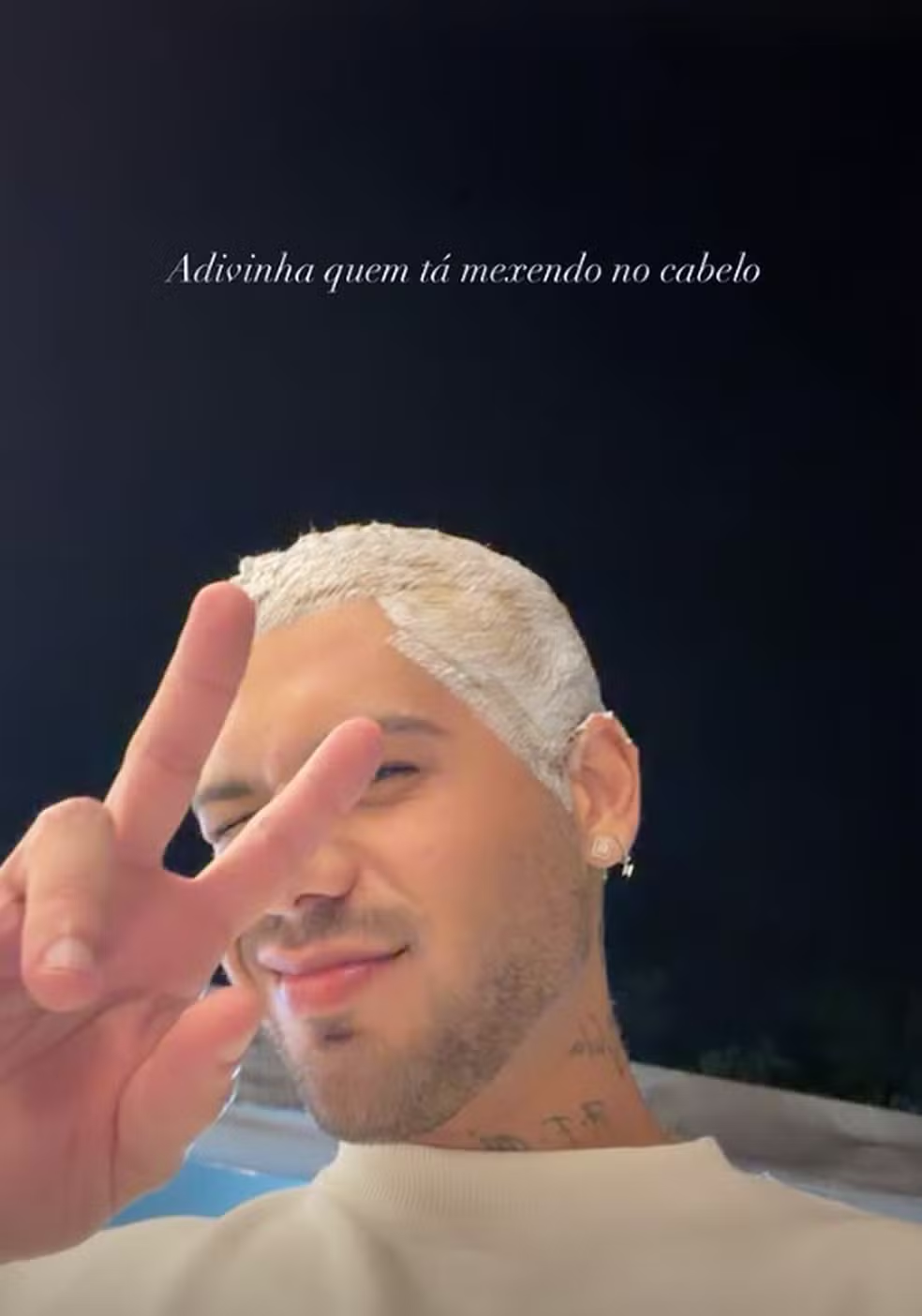Zé Felipe pinta o cabelo, mas se arrepende da mudança de visual; veja como ficou