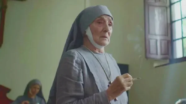 jane lapotaire interpretou a princesa alice de battenberg em the crown 1773346274578 v2 900x506.jpg