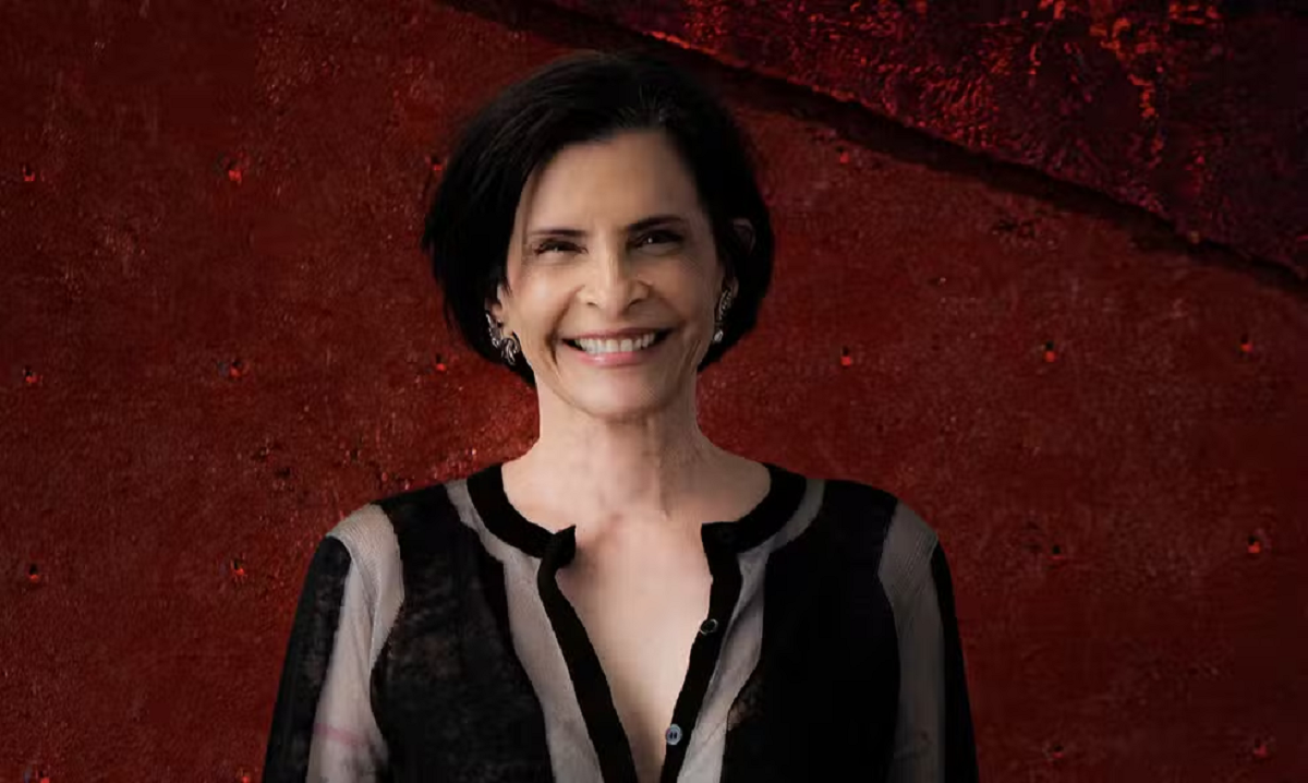 Marina Lima reproduz trecho de conversa com Fernanda Montenegro no WhatsApp na faixa 'Collab Grunkie' — Foto: André Hawk / Divulgação