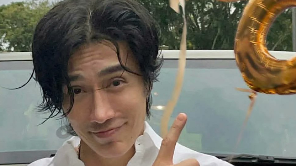 Modelo de Singapura viraliza ao completar 60 anos e impressiona seguidores pela aparência jovem