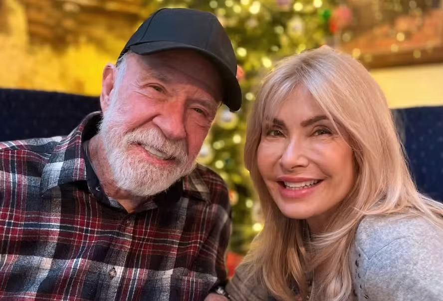 quem é a viuva de chuck norris