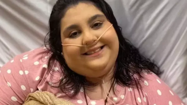 Morre Rita Ephrem, influencer que tinha doença rara e sofreu mais de 20 intubações 11 ritinha qy1oxsv2l6wp