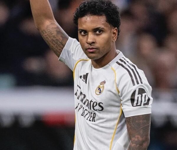 Rodrygo sofre ruptura no ligamento do joelho e deve passar por cirurgia - Foto: Reprodução | Instagram