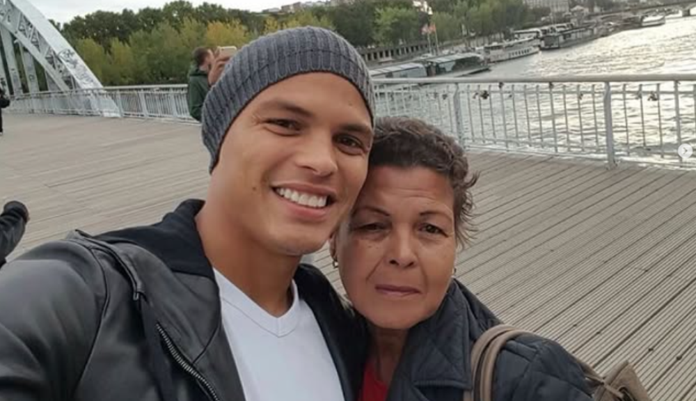 thiago silva mae 1jxzg9a15bzg7