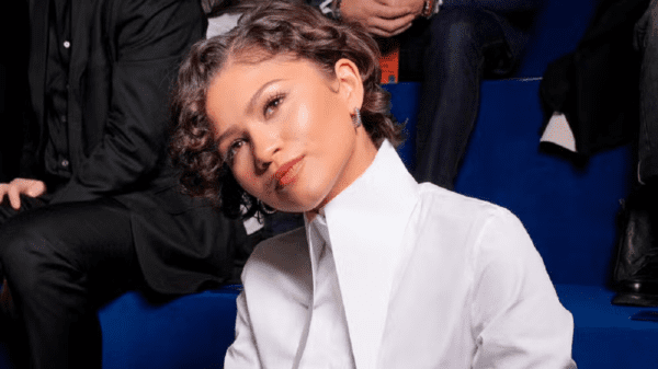 zendaya desfile paris