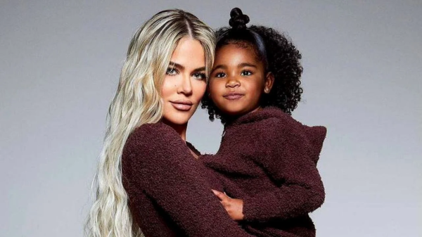 Khloé Kardashian proíbe filha de assistir reality da família