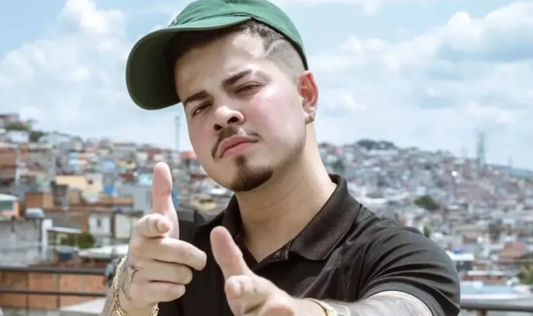 cantoe jottape desmaia e e hospitalizado