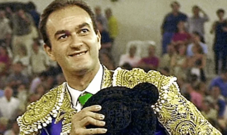 Ex-toureiro morre após ser chifrado por touro na Espanha 49 ex toureiro morre atingido por touro