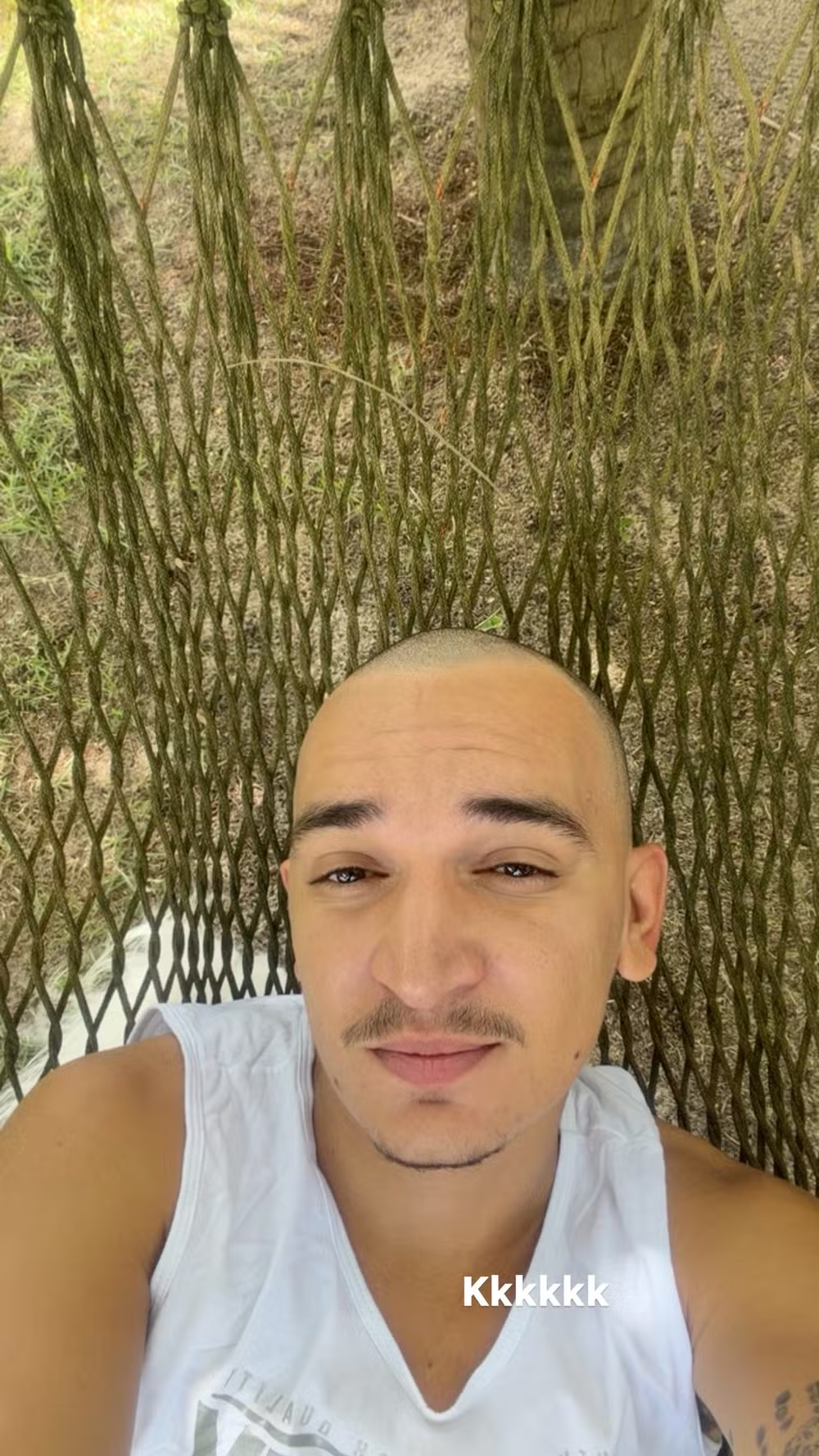 João Gomes surge de cabeça raspada e brinca: 'É o Kuririn, é?'; veja antes e depois 48 image