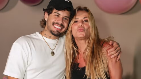 poliana rocha homenagem ze felipe