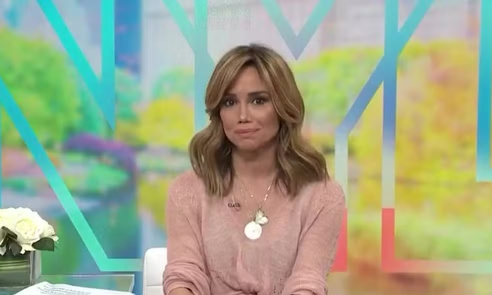 apresentadora anunica cancer ao vivo