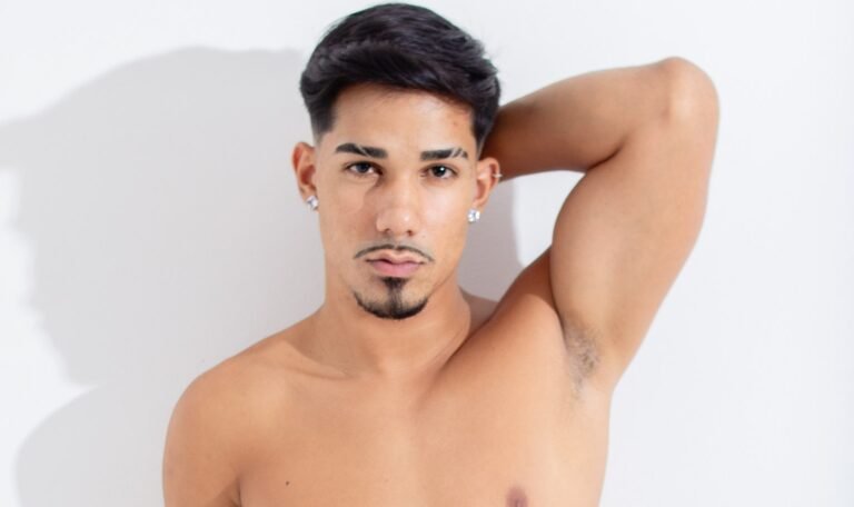 Saiba quem é Samuel Kauã, influencer que foi hospitalizado após “rapidinha” com namorado 49 influencer hospitalizado