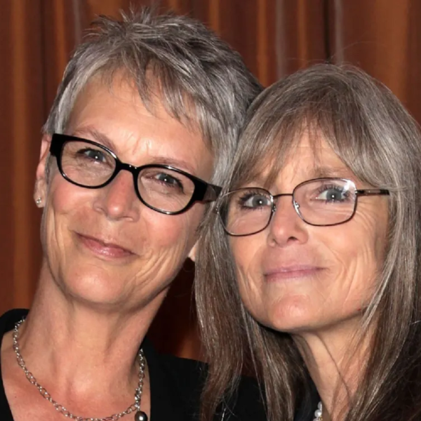 Jamie Lee Curtis e a irmã Kelly Lee Curtis