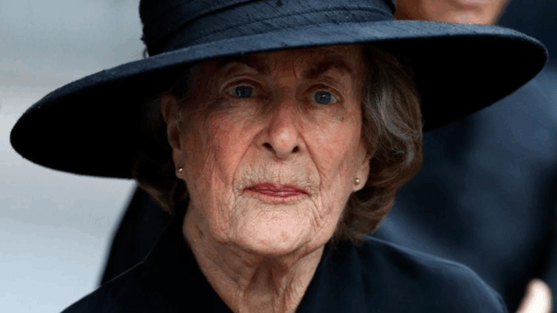Lady Pamela Hicks, confidente da Rainha Elizabeth II, morre aos 97 anos