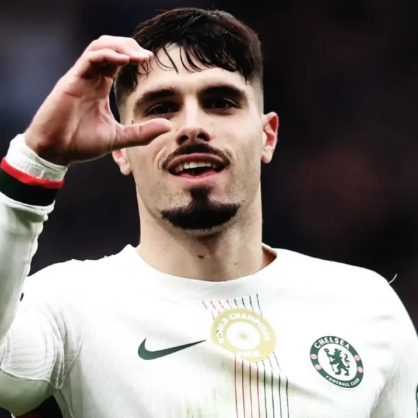 Pedro Neto jogador mais bonito copa