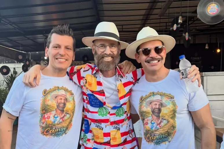 Viral: homem com câncer terminal organiza “velório em vida” 48 image