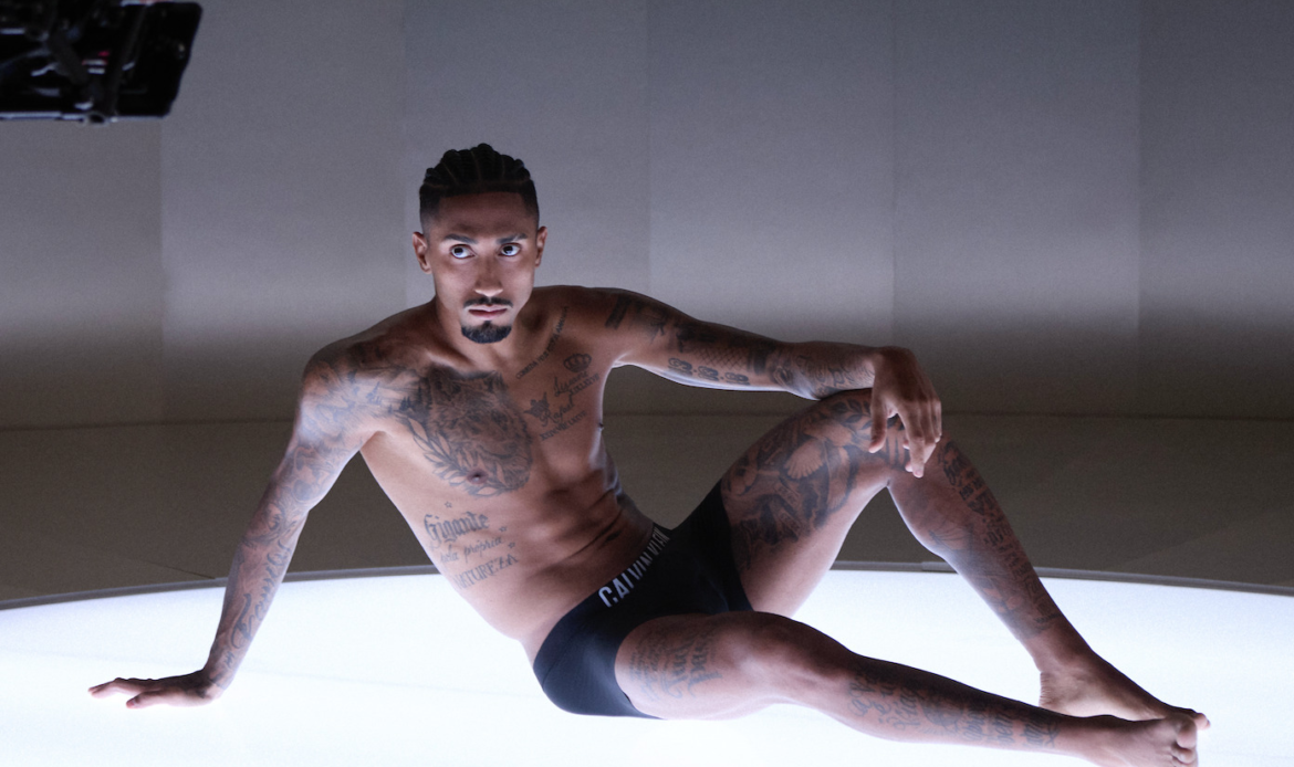 Raphinha estrela campanha de cuecas para Calvin Klein; vídeo 47 image