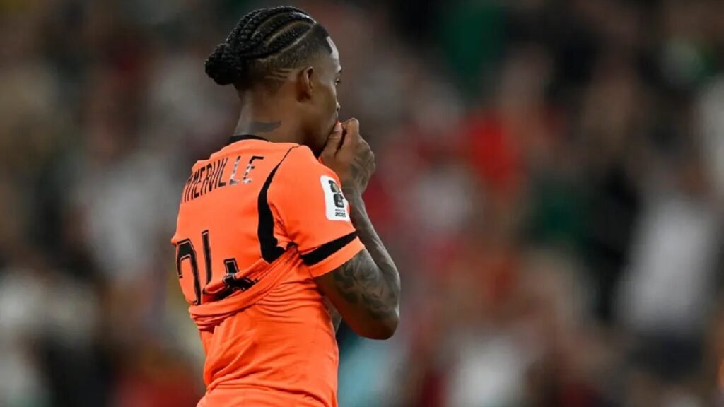 Holanda denuncia ataques após eliminação