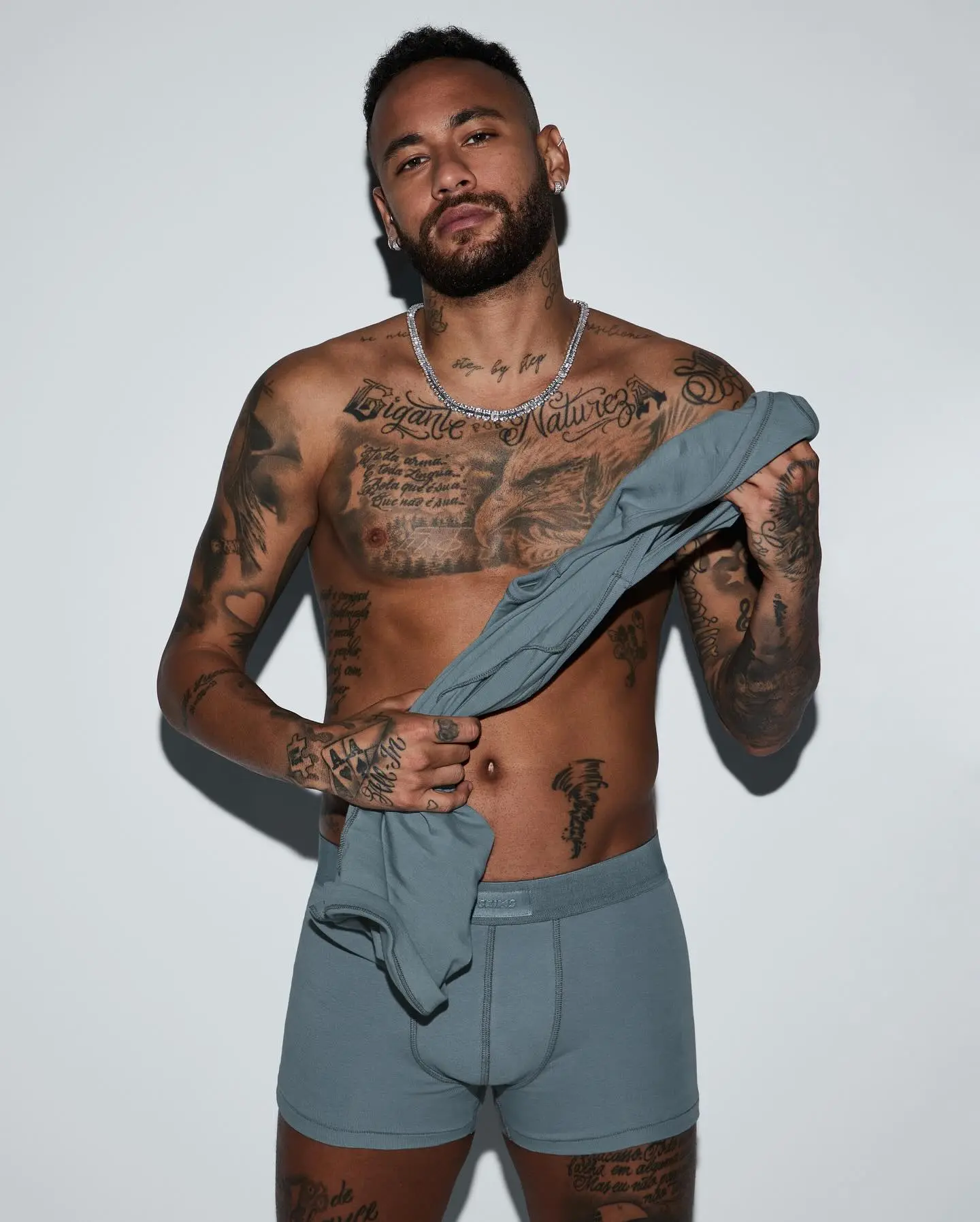 ‘Neysexual’: conheça os homens héteros que têm desejo por Neymar 47 image