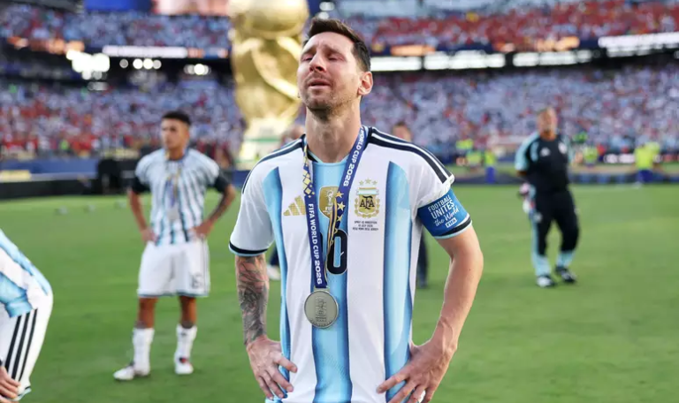 Messi desabafa após derrota da Argentina na final da Copa: 'A dor é muito grande' 50 image
